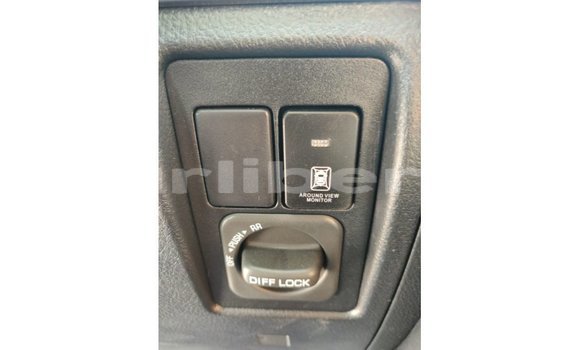 Acheter Import Voiture Toyota Land Cruiser Blanc à Import - Dubai, Comté de Bomi Acheter Import Voiture Toyota Land Cruiser Blanc à Import - Dubai, Comté de Bomi