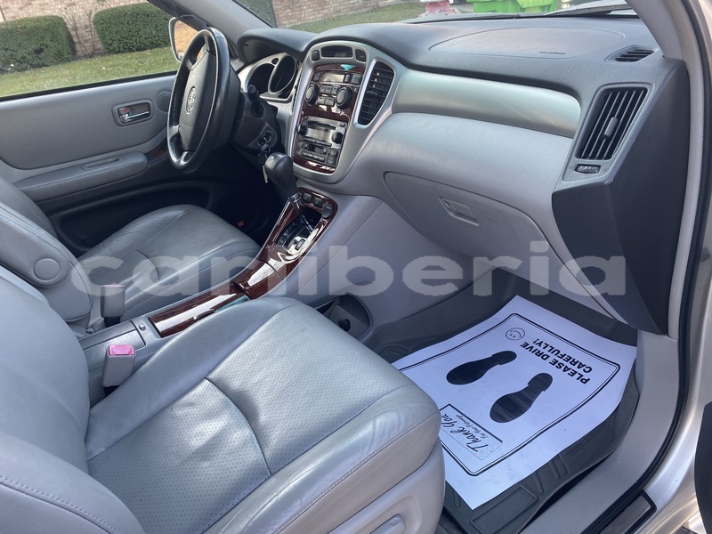 Big with watermark toyota highlander montserrado county monrovia 2106