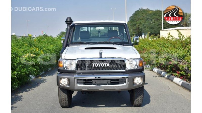 Big with watermark toyota land cruiser bomi county import dubai 2107