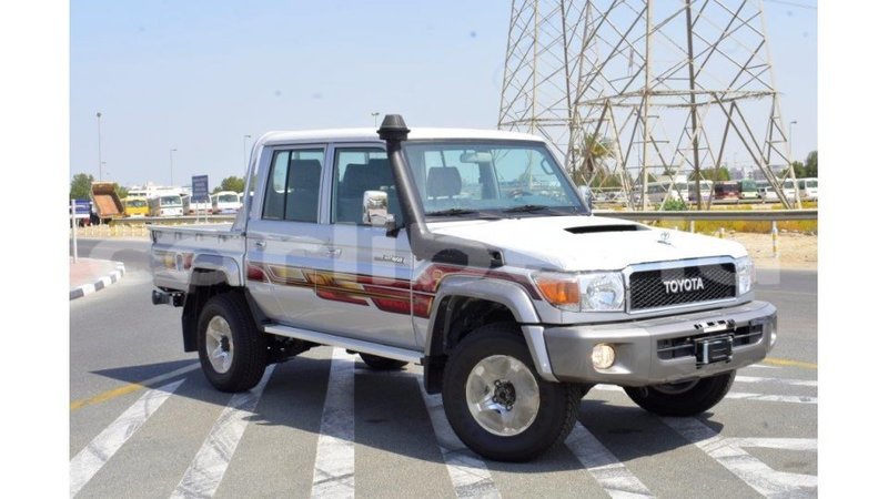 Big with watermark toyota land cruiser bomi county import dubai 2113