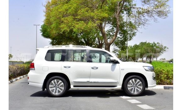 Buy Import Toyota Land Cruiser White Car in Import - Dubai in Bomi County Buy Import Toyota Land Cruiser White Car in Import - Dubai in Bomi County