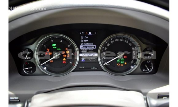 Buy Import Toyota Land Cruiser White Car in Import - Dubai in Bomi County Buy Import Toyota Land Cruiser White Car in Import - Dubai in Bomi County