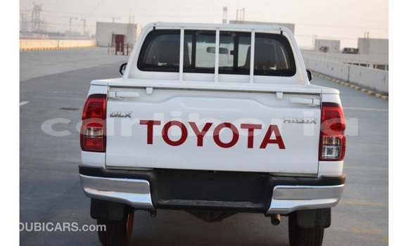Buy Import Toyota Hilux White Car in Import - Dubai in Bomi County Buy Import Toyota Hilux White Car in Import - Dubai in Bomi County