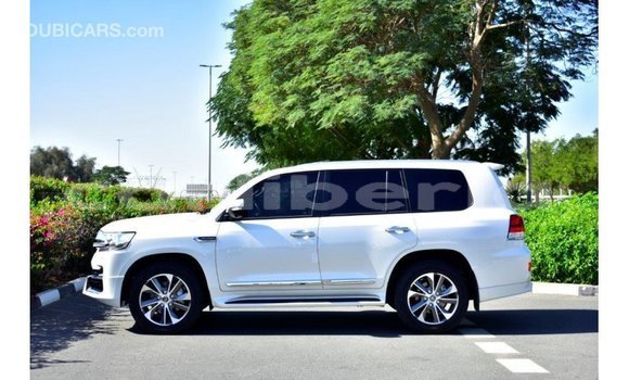 Buy Import Toyota Land Cruiser White Car in Import - Dubai in Bomi County Buy Import Toyota Land Cruiser White Car in Import - Dubai in Bomi County
