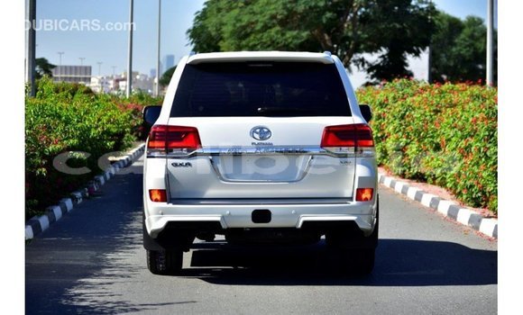 Buy Import Toyota Land Cruiser White Car in Import - Dubai in Bomi County Buy Import Toyota Land Cruiser White Car in Import - Dubai in Bomi County
