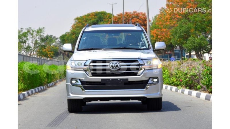 Big with watermark toyota land cruiser bomi county import dubai 2140