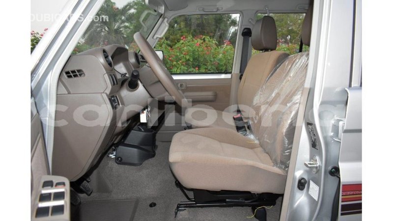 Big with watermark toyota land cruiser bomi county import dubai 2142