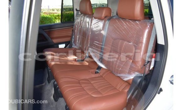 Buy Import Toyota Land Cruiser White Car in Import - Dubai in Bomi County Buy Import Toyota Land Cruiser White Car in Import - Dubai in Bomi County