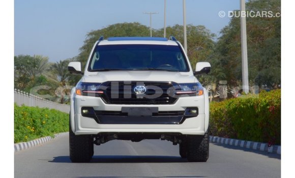 Buy Import Toyota Land Cruiser White Car in Import - Dubai in Bomi County Buy Import Toyota Land Cruiser White Car in Import - Dubai in Bomi County
