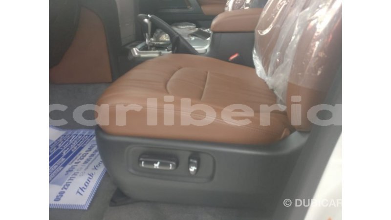 Big with watermark toyota land cruiser bomi county import dubai 2145