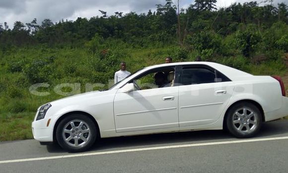 Buy Used Cadillac Escalade White Car in Monrovia in Montserrado County Buy Used Cadillac Escalade White Car in Monrovia in Montserrado County