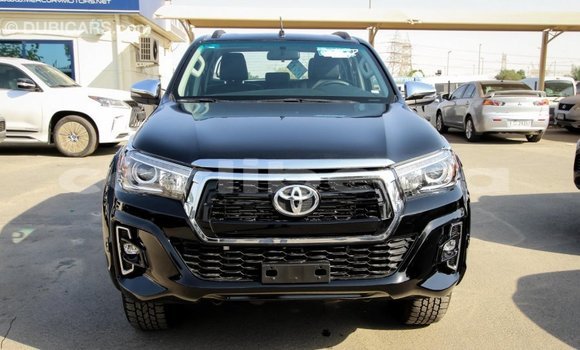 Acheter Import Voiture Toyota Hilux Noir à Import - Dubai, Comté de Bomi Acheter Import Voiture Toyota Hilux Noir à Import - Dubai, Comté de Bomi