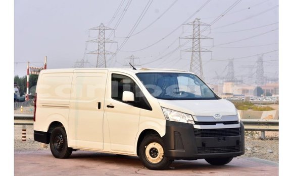 Buy Import Toyota Hiace White Car in Import - Dubai in Bomi County Buy Import Toyota Hiace White Car in Import - Dubai in Bomi County