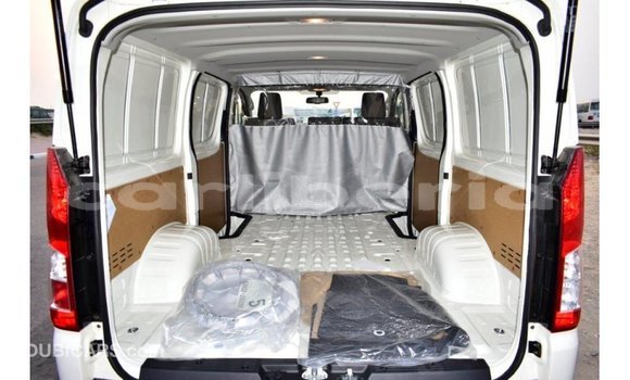 Buy Import Toyota Hiace White Car in Import - Dubai in Bomi County Buy Import Toyota Hiace White Car in Import - Dubai in Bomi County
