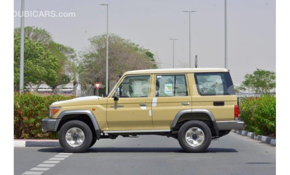 Buy Import Toyota Land Cruiser Beige Car in Import - Dubai in Bomi County Buy Import Toyota Land Cruiser Beige Car in Import - Dubai in Bomi County