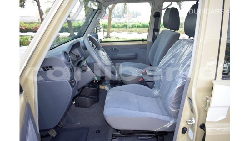 Big with watermark toyota land cruiser bomi county import dubai 2159