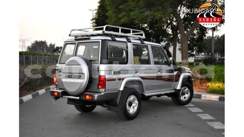 Big with watermark toyota land cruiser bomi county import dubai 2174