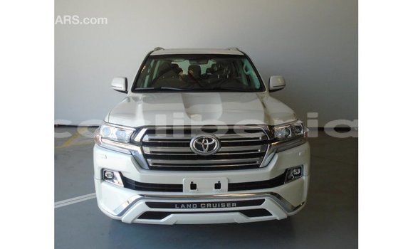 Acheter Import Voiture Toyota Land Cruiser Autre à Import - Dubai, Comté de Bomi Acheter Import Voiture Toyota Land Cruiser Autre à Import - Dubai, Comté de Bomi