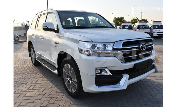 Buy Import Toyota Land Cruiser White Car in Import - Dubai in Bomi County Buy Import Toyota Land Cruiser White Car in Import - Dubai in Bomi County