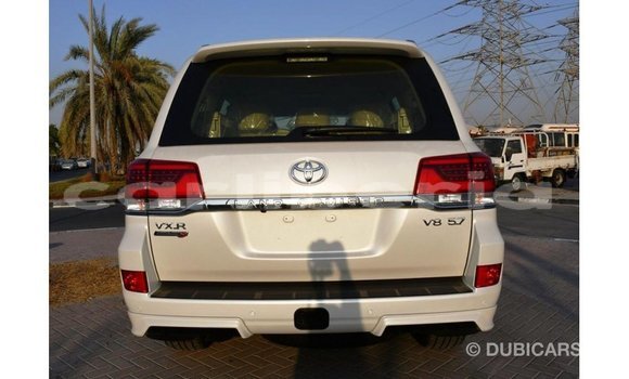 Buy Import Toyota Land Cruiser White Car in Import - Dubai in Bomi County Buy Import Toyota Land Cruiser White Car in Import - Dubai in Bomi County