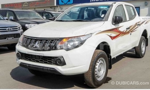 Buy Import Mitsubishi L200 White Car in Import - Dubai in Bomi County