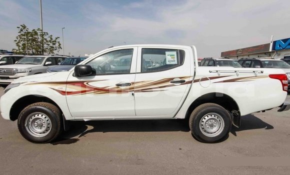 Acheter Import Voiture Mitsubishi L200 Blanc à Import - Dubai, Comté de Bomi Acheter Import Voiture Mitsubishi L200 Blanc à Import - Dubai, Comté de Bomi