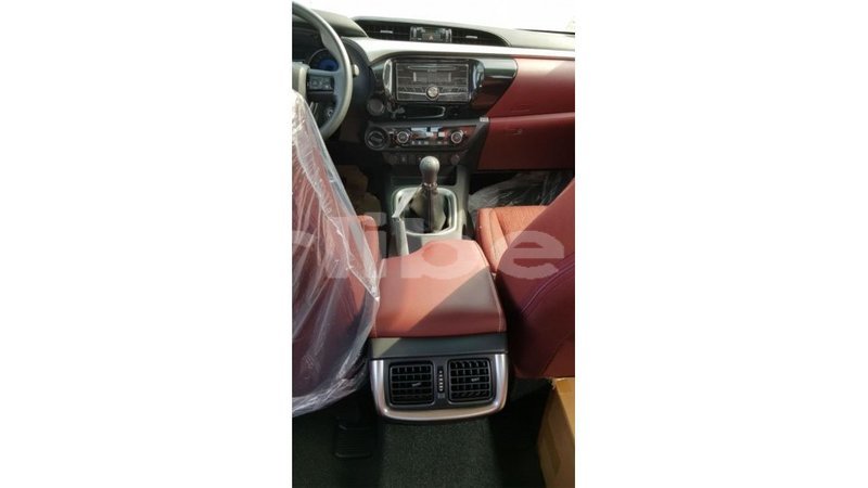 Big with watermark toyota hilux bomi county import dubai 2199