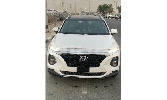 Buy Import Hyundai Santa Fe White Car in Import - Dubai in Bomi County Buy Import Hyundai Santa Fe White Car in Import - Dubai in Bomi County