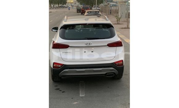 Buy Import Hyundai Santa Fe White Car in Import - Dubai in Bomi County Buy Import Hyundai Santa Fe White Car in Import - Dubai in Bomi County
