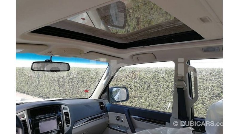 Big with watermark mitsubishi pajero bomi county import dubai 2208
