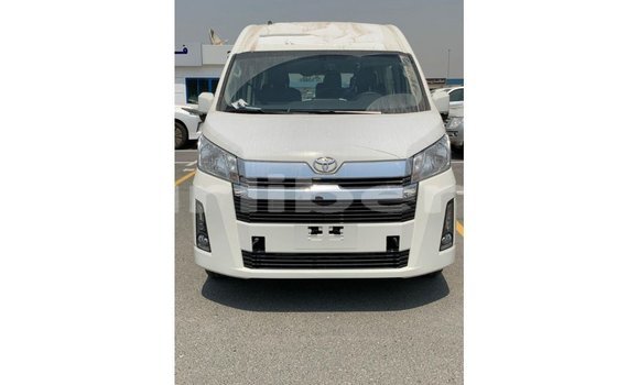 Acheter Import Voiture Toyota Hiace Blanc à Import - Dubai, Comté de Bomi Acheter Import Voiture Toyota Hiace Blanc à Import - Dubai, Comté de Bomi