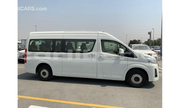 Acheter Import Voiture Toyota Hiace Blanc à Import - Dubai, Comté de Bomi Acheter Import Voiture Toyota Hiace Blanc à Import - Dubai, Comté de Bomi