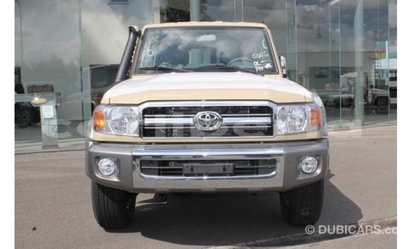 Buy Import Toyota Land Cruiser Beige Car in Import - Dubai in Bomi County Buy Import Toyota Land Cruiser Beige Car in Import - Dubai in Bomi County