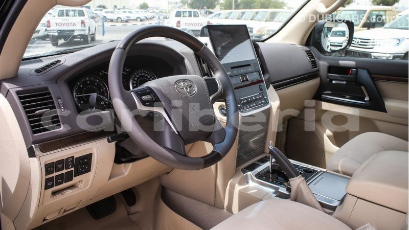 Big with watermark toyota land cruiser bomi county import dubai 2230