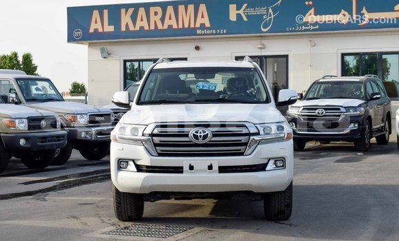 Buy Import Toyota Land Cruiser White Car in Import - Dubai in Bomi County Buy Import Toyota Land Cruiser White Car in Import - Dubai in Bomi County