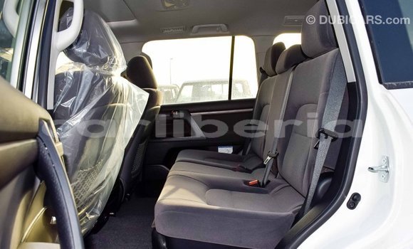 Buy Import Toyota Land Cruiser White Car in Import - Dubai in Bomi County Buy Import Toyota Land Cruiser White Car in Import - Dubai in Bomi County
