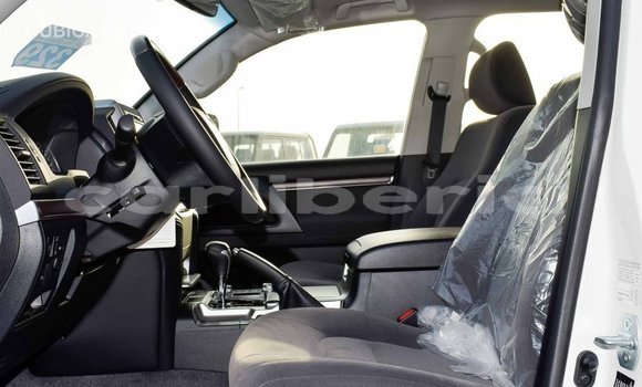 Buy Import Toyota Land Cruiser White Car in Import - Dubai in Bomi County Buy Import Toyota Land Cruiser White Car in Import - Dubai in Bomi County