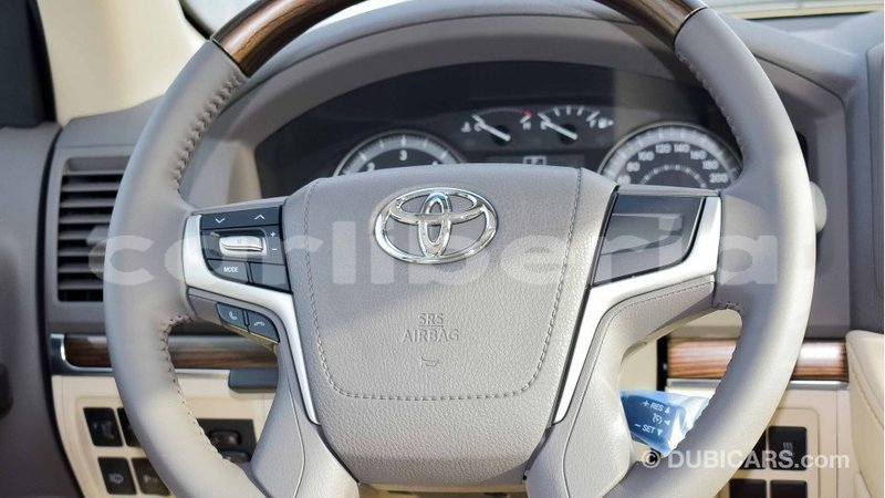 Big with watermark toyota land cruiser bomi county import dubai 2239