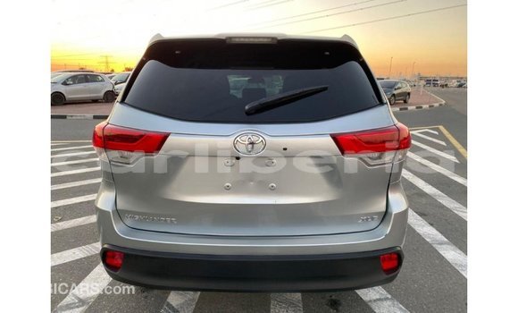 Buy Import Toyota Highlander Other Car in Import - Dubai in Bomi County Buy Import Toyota Highlander Other Car in Import - Dubai in Bomi County