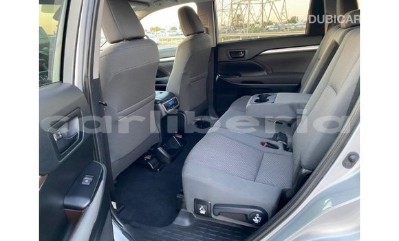Buy Import Toyota Highlander Other Car in Import - Dubai in Bomi County Buy Import Toyota Highlander Other Car in Import - Dubai in Bomi County