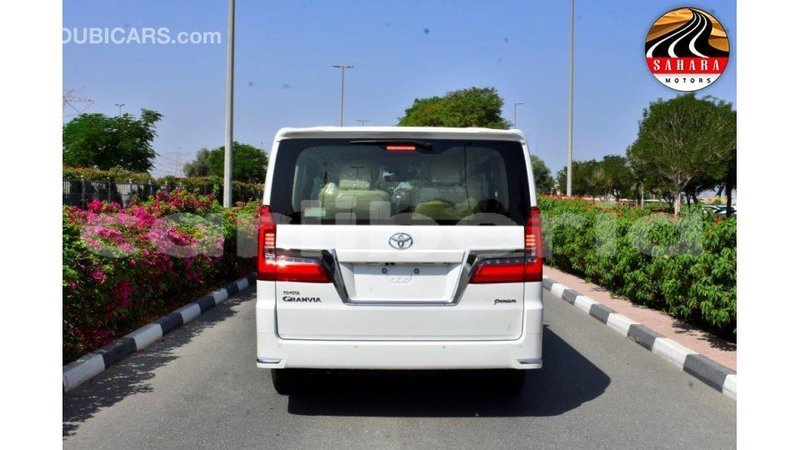 Big with watermark toyota granvia bomi county import dubai 2247