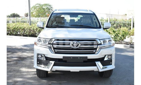 Buy Import Toyota Land Cruiser White Car in Import - Dubai in Bomi County Buy Import Toyota Land Cruiser White Car in Import - Dubai in Bomi County