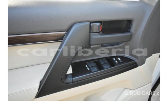 Buy Import Toyota Land Cruiser White Car in Import - Dubai in Bomi County Buy Import Toyota Land Cruiser White Car in Import - Dubai in Bomi County