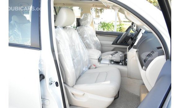 Buy Import Toyota Land Cruiser White Car in Import - Dubai in Bomi County Buy Import Toyota Land Cruiser White Car in Import - Dubai in Bomi County