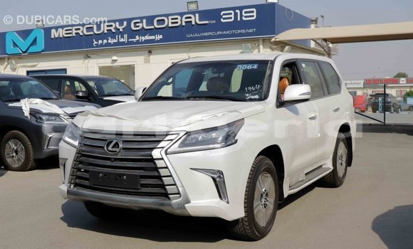 Acheter Import Voiture Lexus LX Blanc à Import - Dubai, Comté de Bomi Acheter Import Voiture Lexus LX Blanc à Import - Dubai, Comté de Bomi
