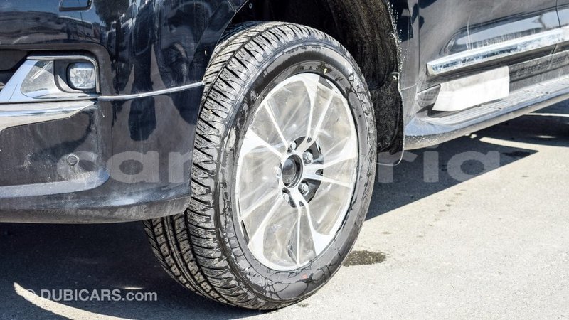 Big with watermark toyota land cruiser bomi county import dubai 2265