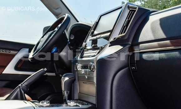 Acheter Import Voiture Toyota Land Cruiser Noir à Import - Dubai, Comté de Bomi Acheter Import Voiture Toyota Land Cruiser Noir à Import - Dubai, Comté de Bomi