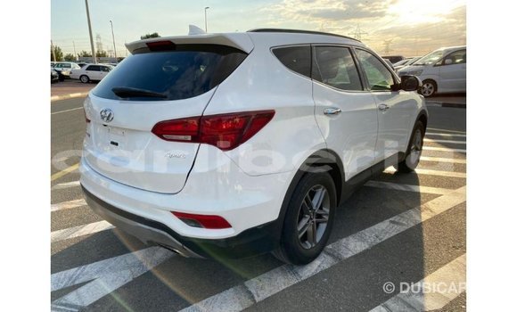 Buy Import Hyundai Santa Fe White Car in Import - Dubai in Bomi County Buy Import Hyundai Santa Fe White Car in Import - Dubai in Bomi County