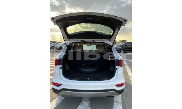 Buy Import Hyundai Santa Fe White Car in Import - Dubai in Bomi County Buy Import Hyundai Santa Fe White Car in Import - Dubai in Bomi County