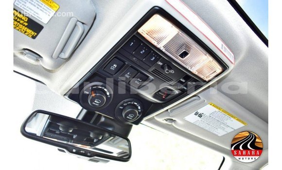 Buy Import Toyota HiAce White Truck in Import - Dubai in Bomi County Buy Import Toyota HiAce White Truck in Import - Dubai in Bomi County